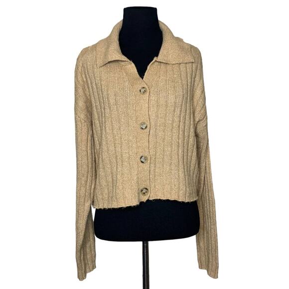 A new day beige buttoned long sleeves collared buttoned cardigan size Medium - Picture 1 of 8